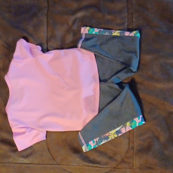 BODY GLOVE, GIRLS 2PC. OUTFIT, SIZE 2T. - Picture 6 of 9